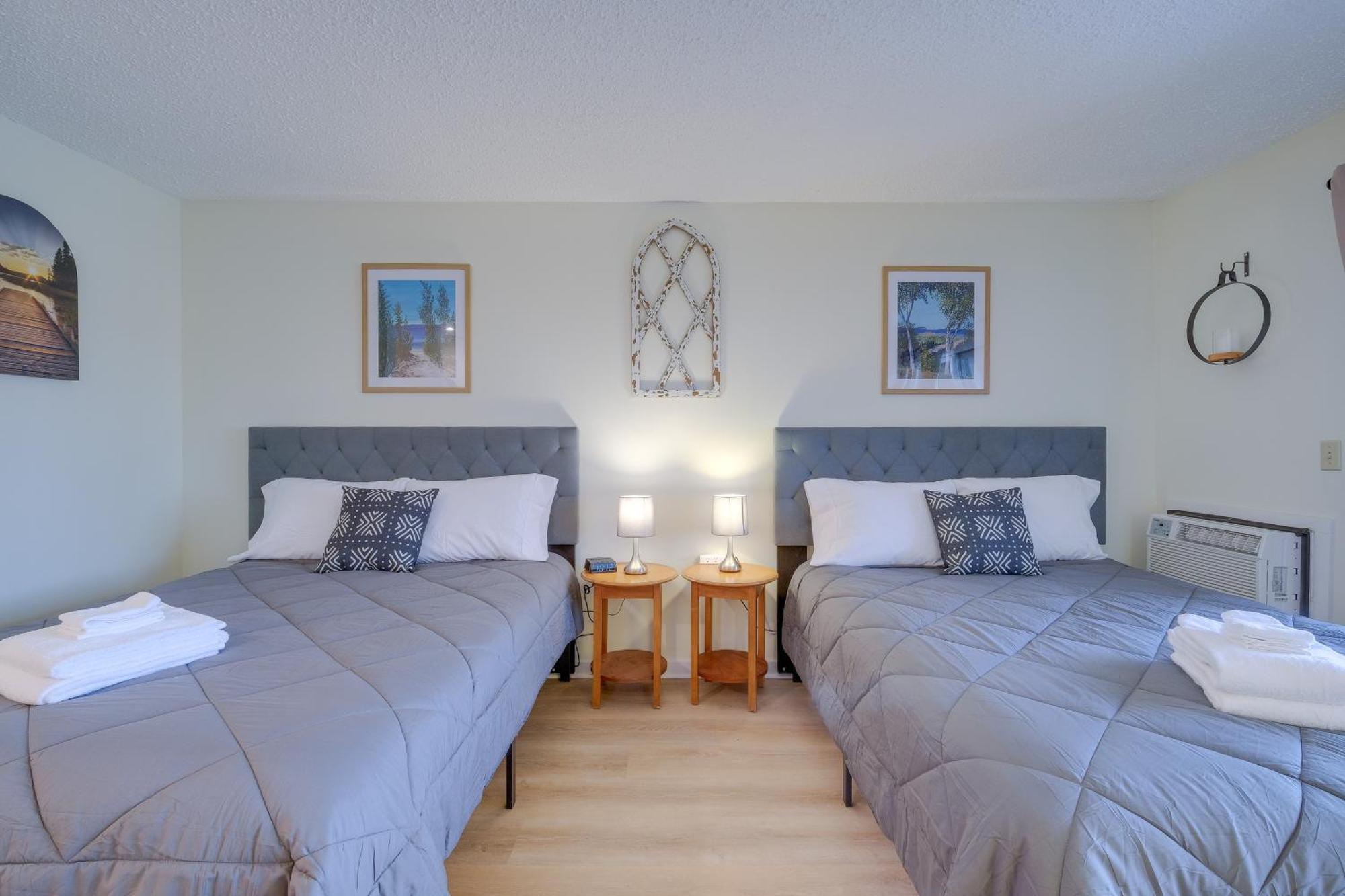 Bellaire Condo - Walk To Shanty Creek Resort! Exterior photo
